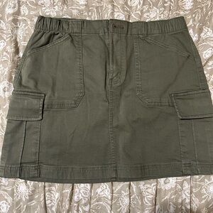 Green skirt size 13